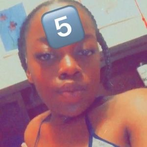 Meet your Posher, Shaquila